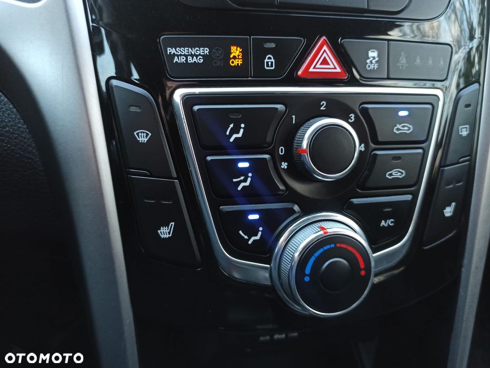 Hyundai i30 1.6 CRDi Comfort - 19