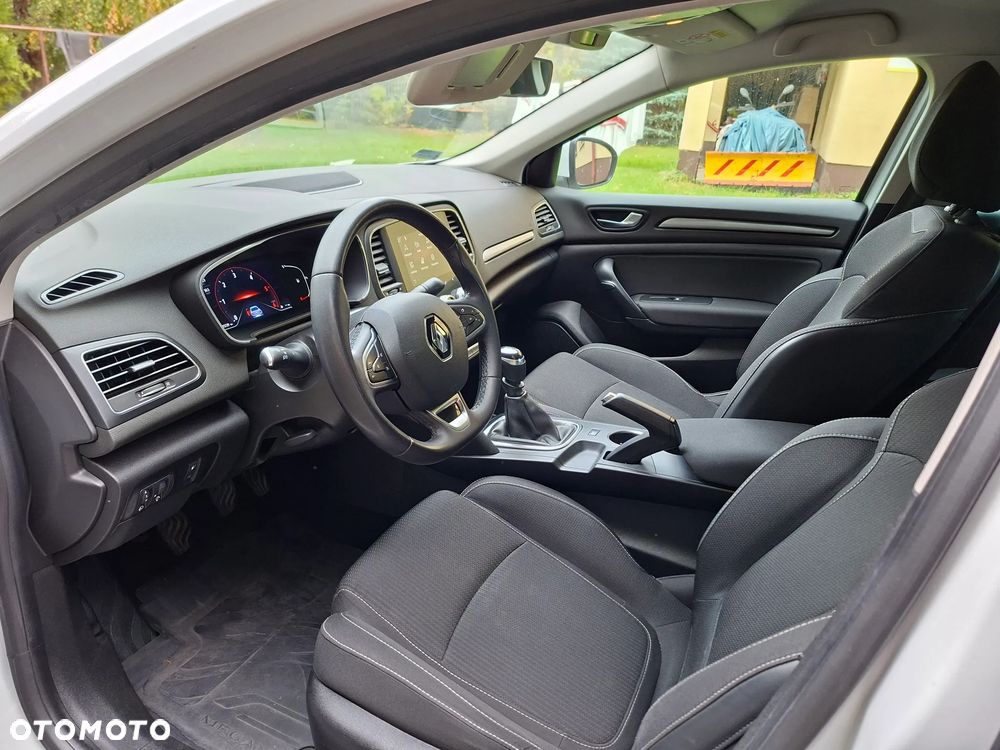 Renault Megane - 23