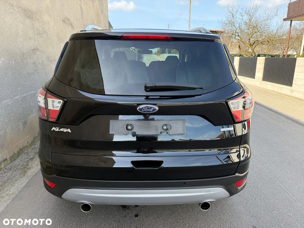 Ford Kuga 1.5 EcoBoost 2x4 Titanium - 28