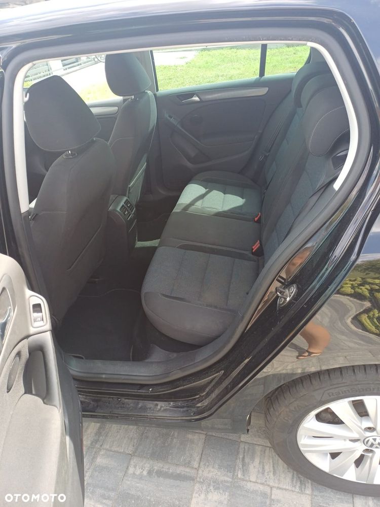 Volkswagen Golf - 8