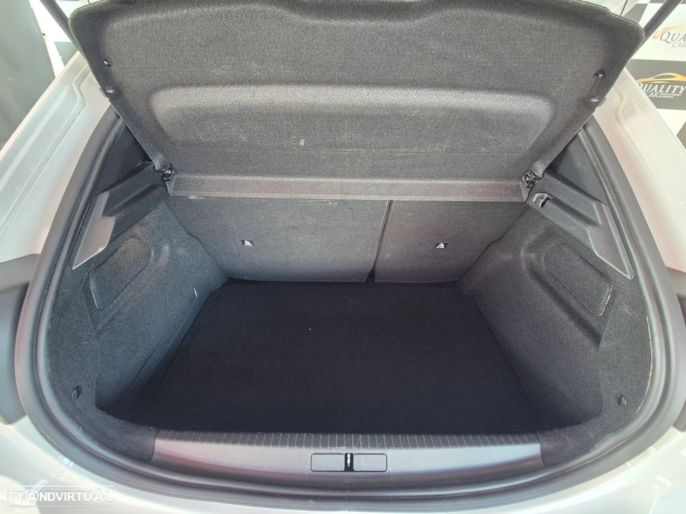 Peugeot 208 BlueHDi 100 Active Pack - 11