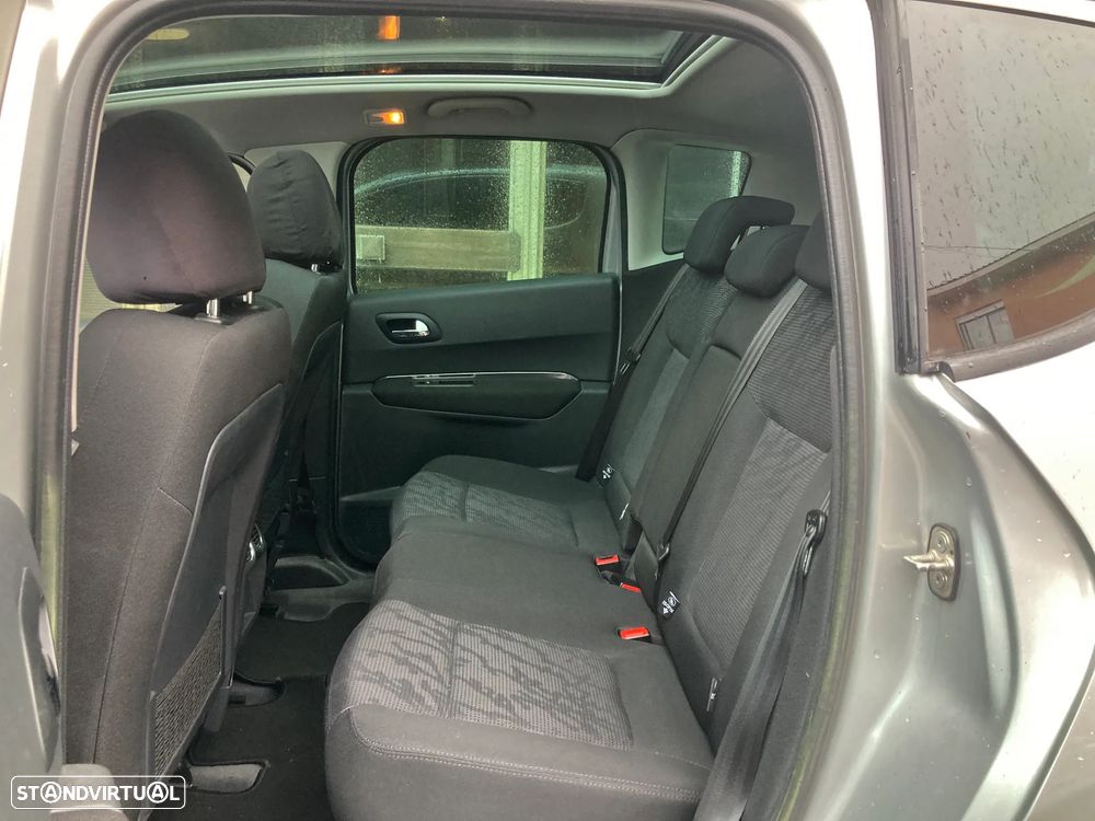 Peugeot 3008 1.6 HDi Executive - 7