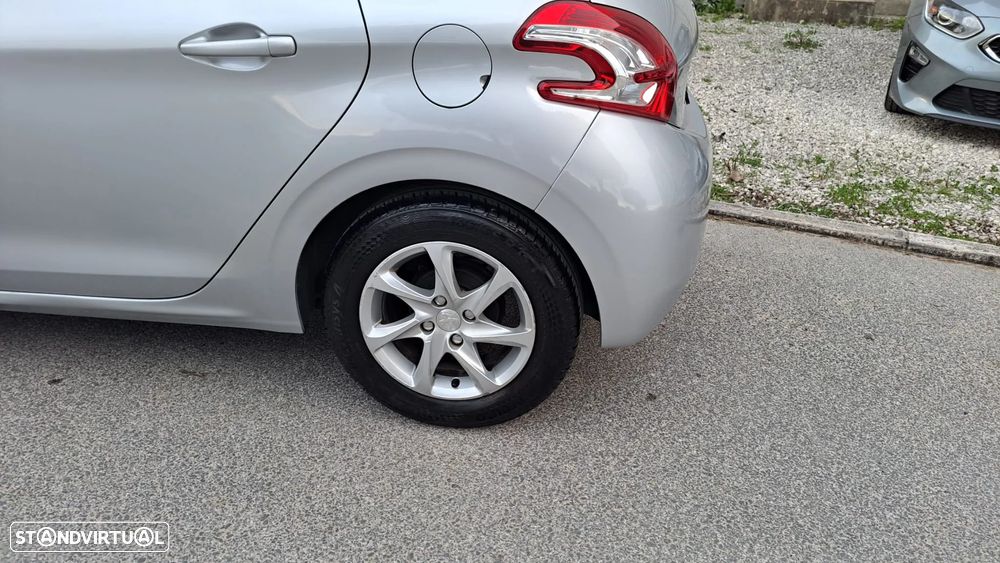Peugeot 208 1.4 HDi Active - 22