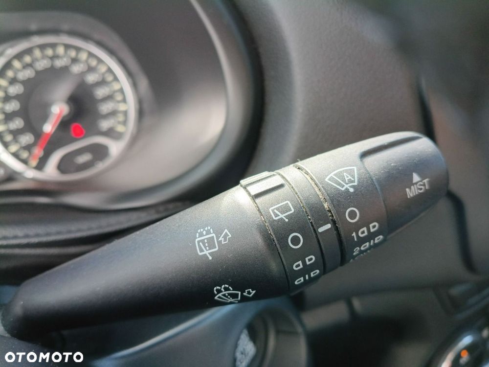 Jeep Renegade 1.4 MultiAir DSG Limited - 22