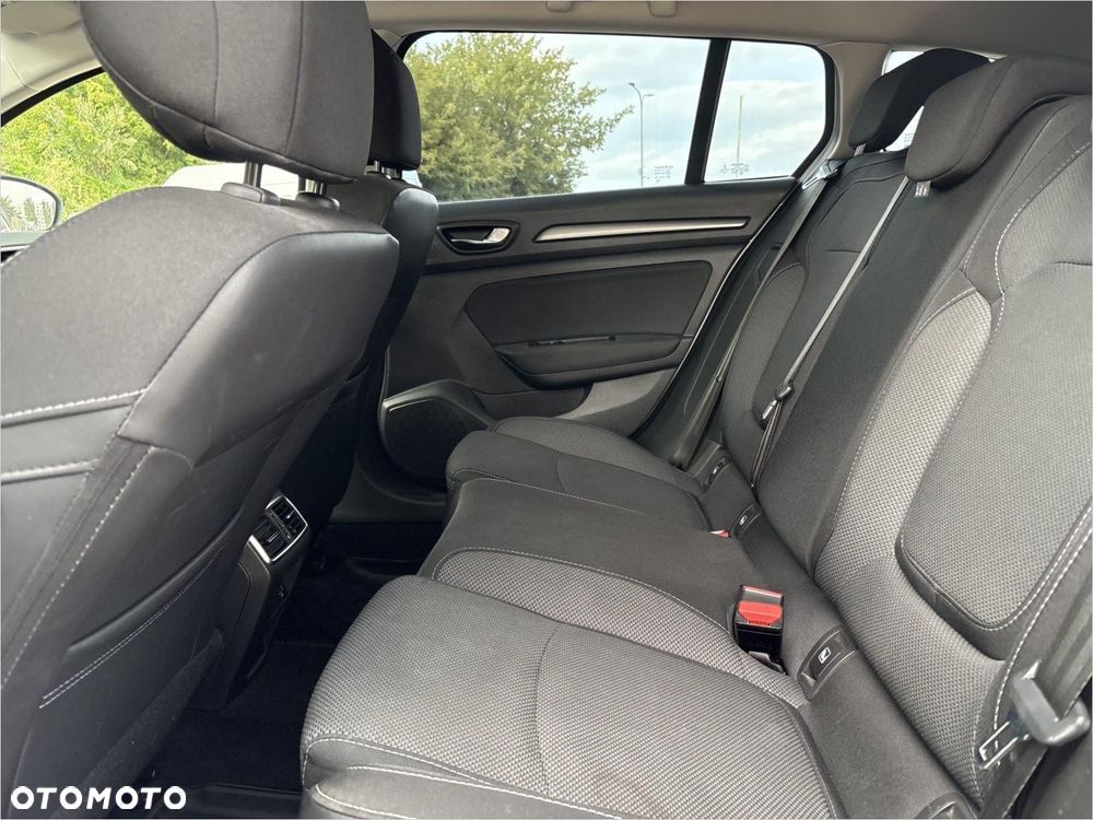 Renault Megane 1.5 Blue dCi Equilibre - 11