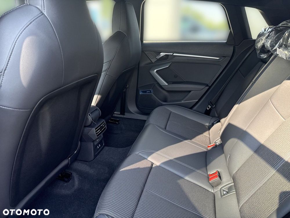 Audi A3 Sportback - 11