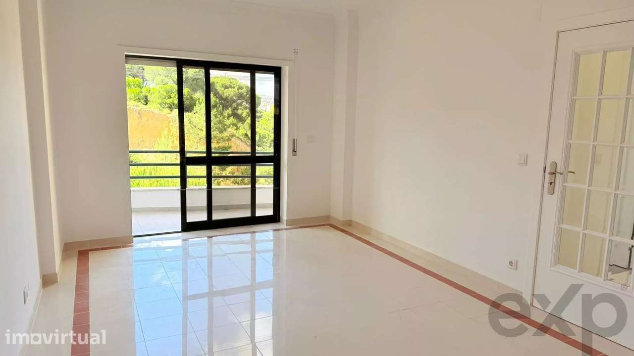 Apartamento T3 Feijó, Almada remodelado - Grande imagem: 2/19