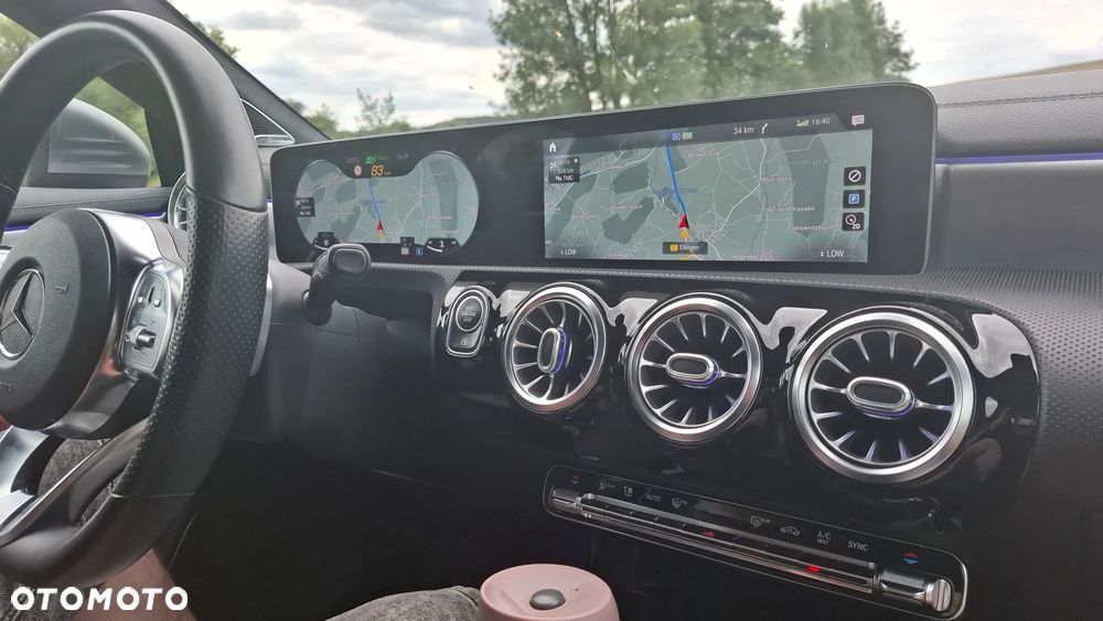 Mercedes-Benz CLA 220 d AMG Line 8G-DCT - 30