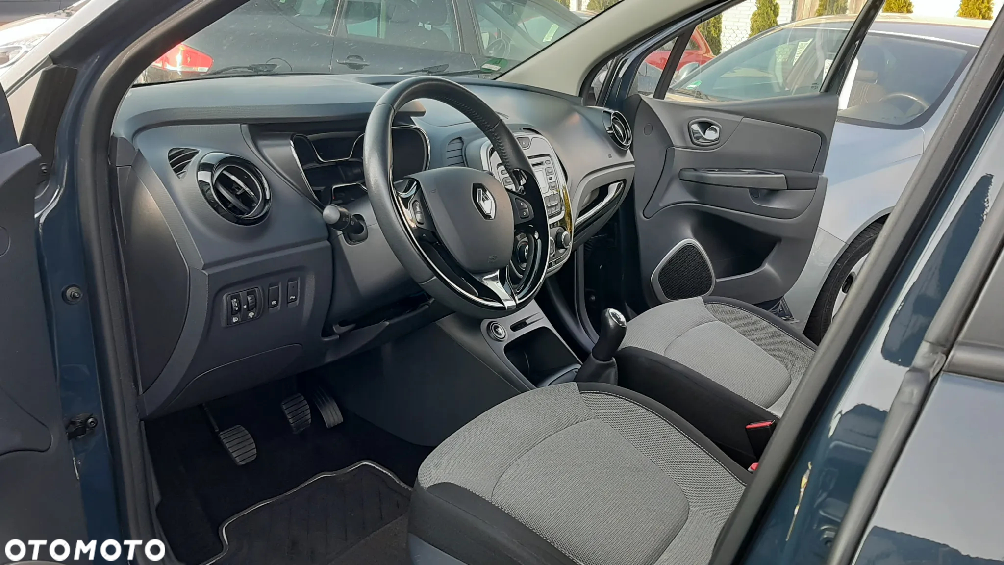 Renault Captur - 9