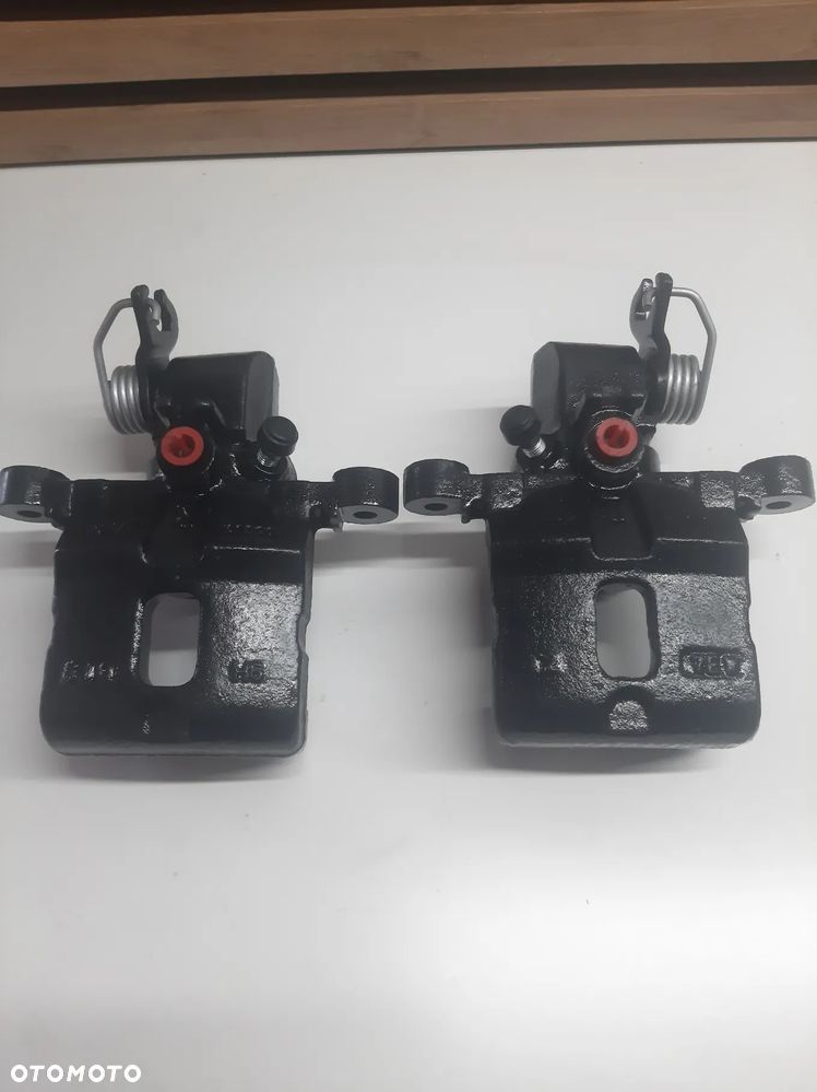 Zacisk tył lewy prawy kia Picanto I - 1