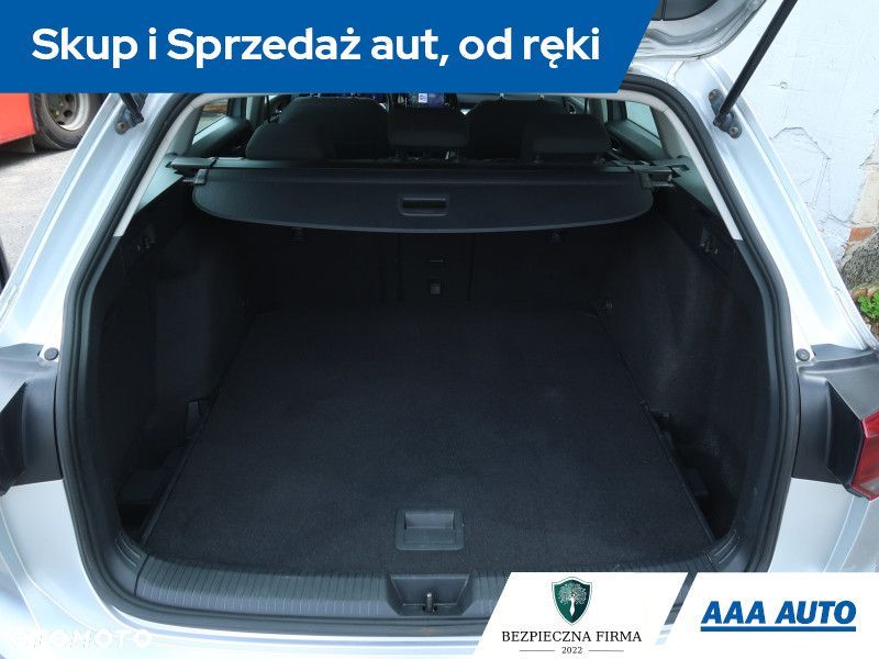 Volkswagen Golf - 14