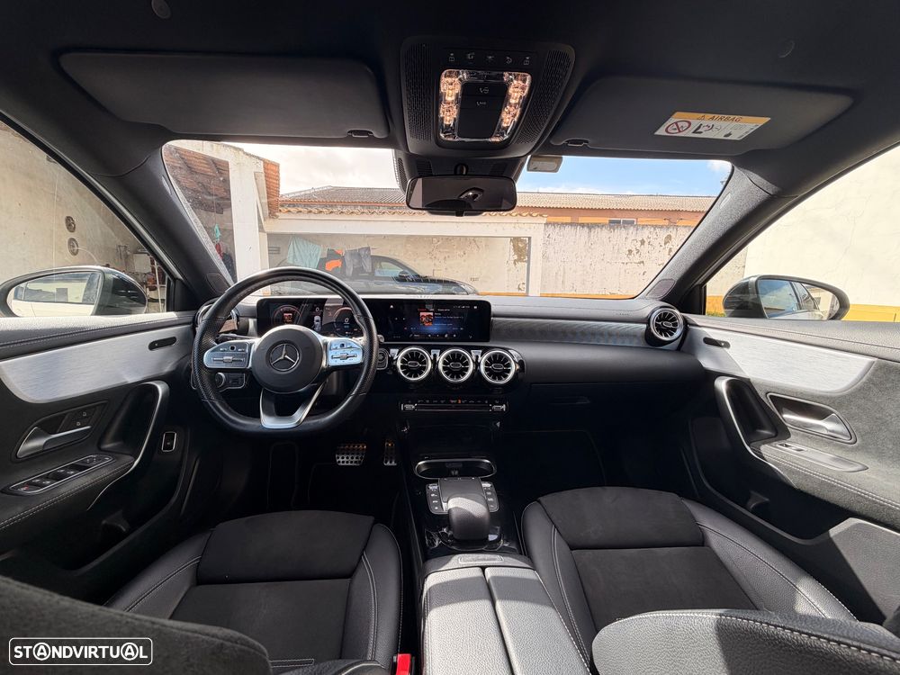 Mercedes-Benz A 250 e 8G-DCT AMG Line - 13