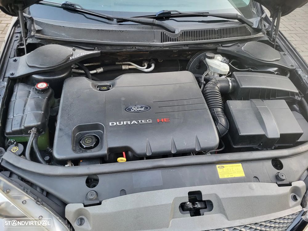 Ford Mondeo 1.8 Trend - 17
