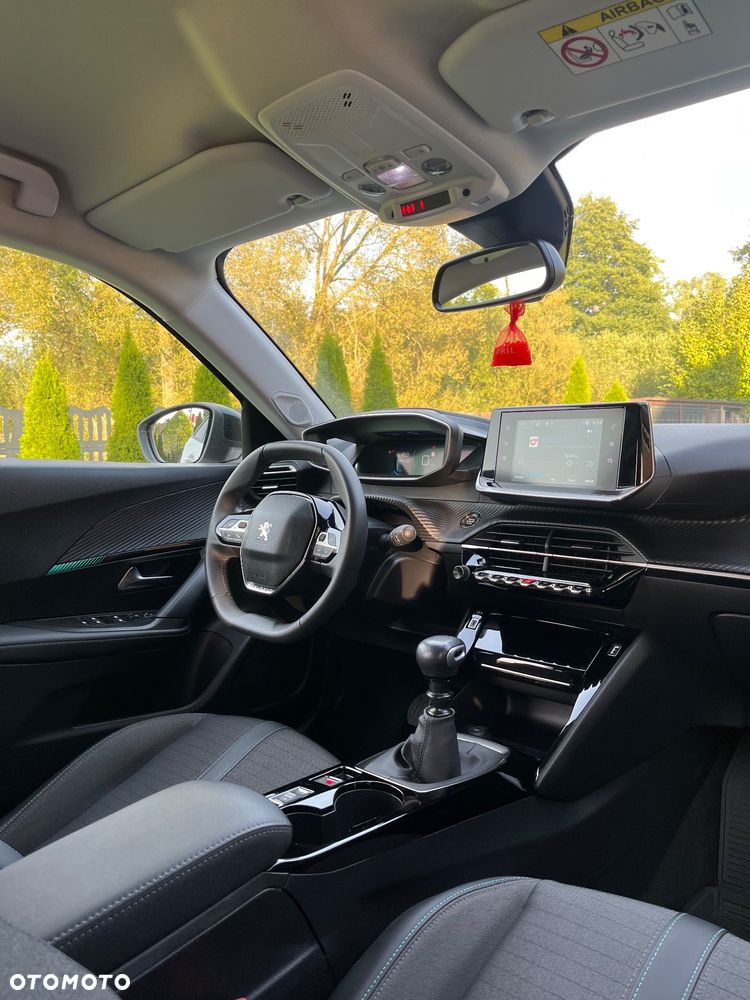 Peugeot 2008 1.2 PureTech Allure Pack S&S - 13