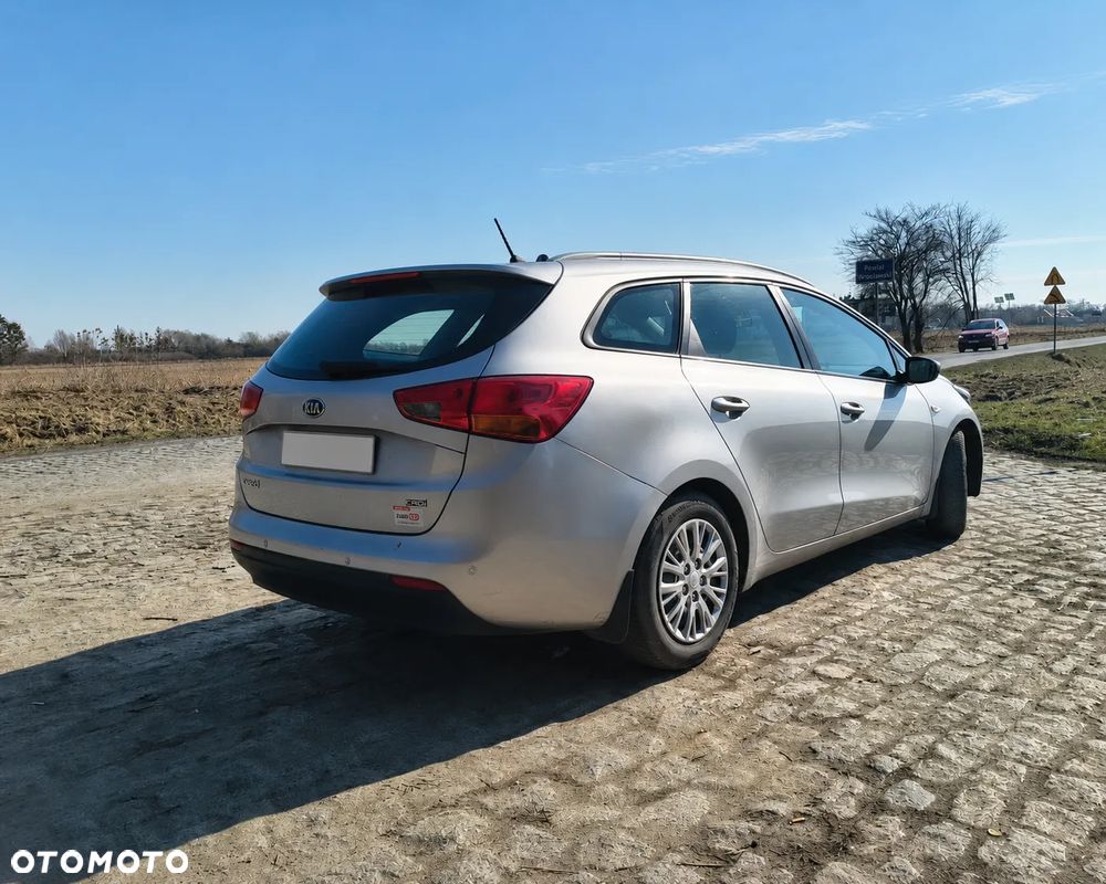 Kia Ceed 1.6 CRDi M - 6