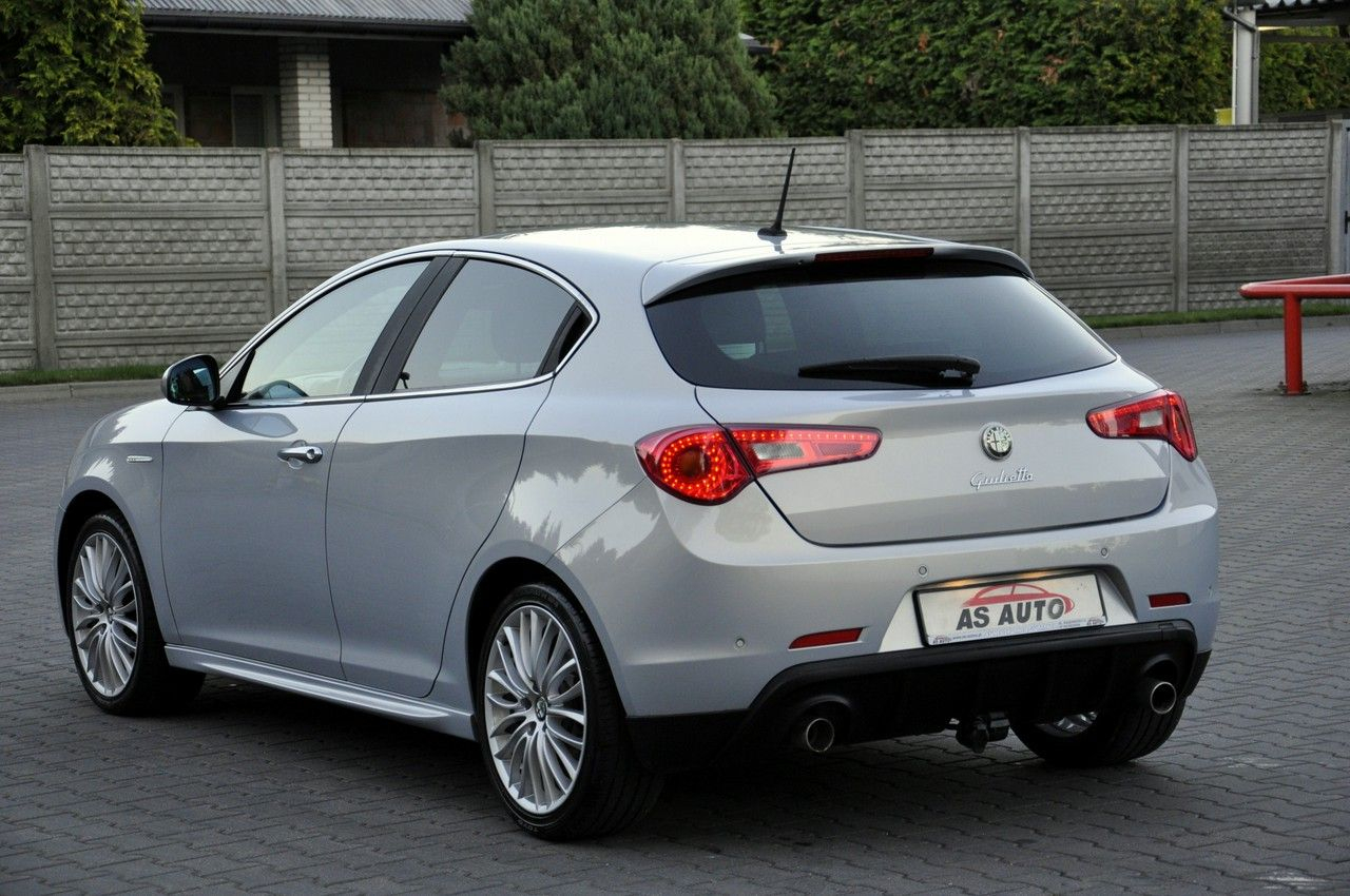 Alfa Romeo Giulietta 1.6 JTDM Veloce - 25