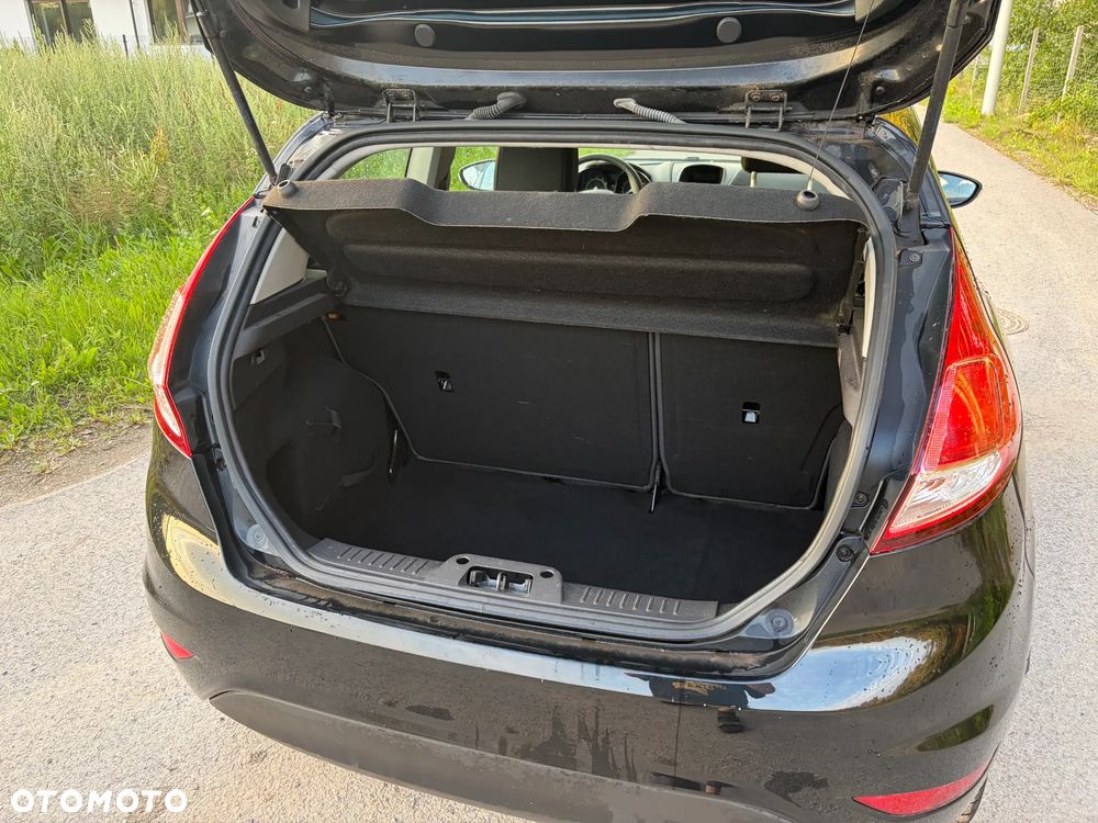 Ford Fiesta 1.25 Ambiente EU5 - 12