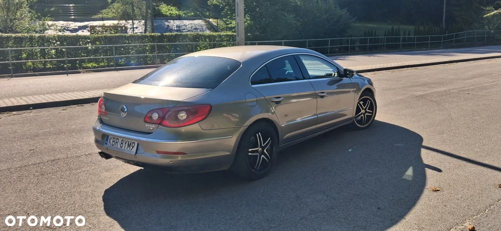Volkswagen Passat CC 2.0 Blue TDI - 4