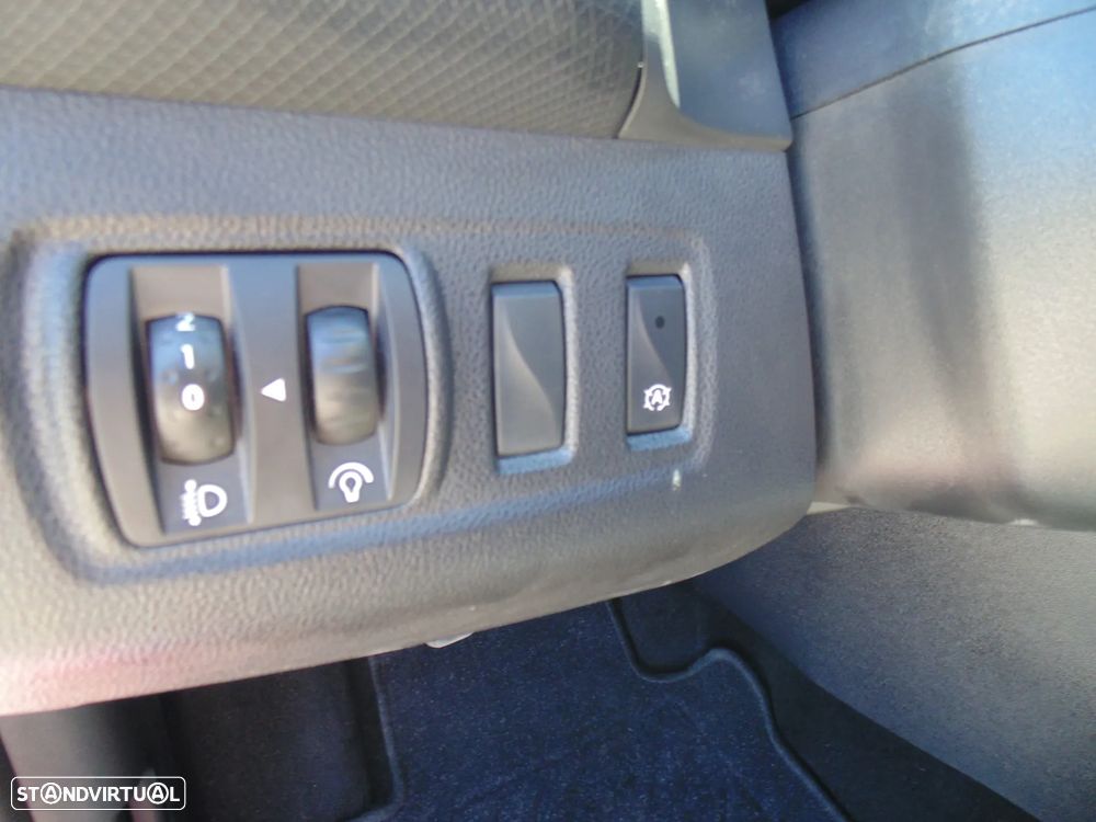Renault Clio Sport Tourer 1.5 dCi Limited - 25