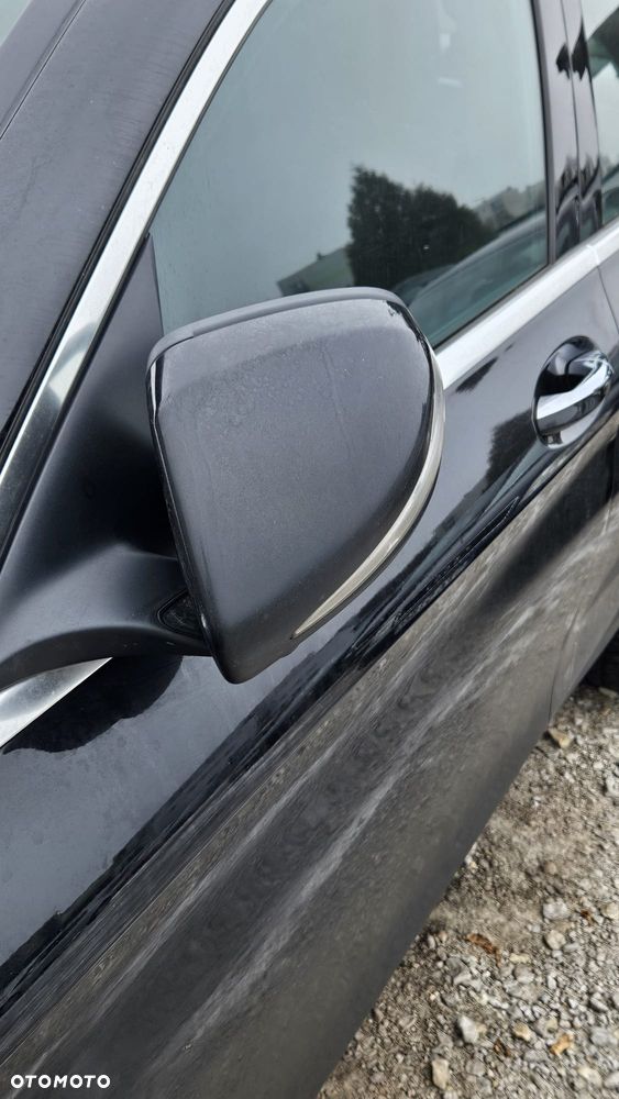 Mercedes-Benz GLC - 27