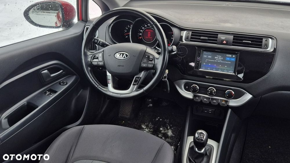 Kia Rio 1.4 crdi Business Line - 15