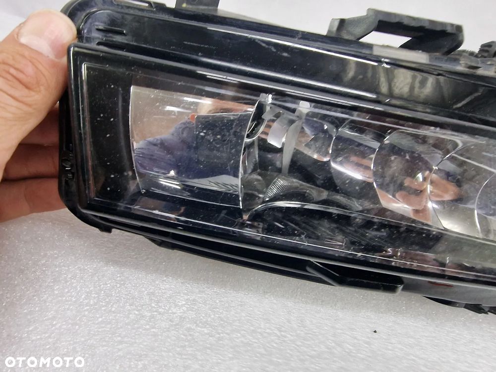 SKODA OCTAVIA 3 III LIFT 5E0 16-  LEWY HALOGEN , NR 5E0941699F , NR AUKCJI H199 - 8