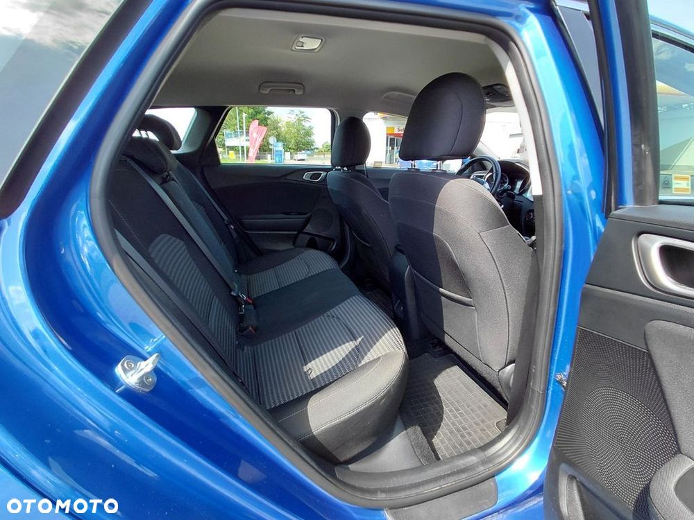 Kia Ceed 1.5 T-GDI M DCT - 22