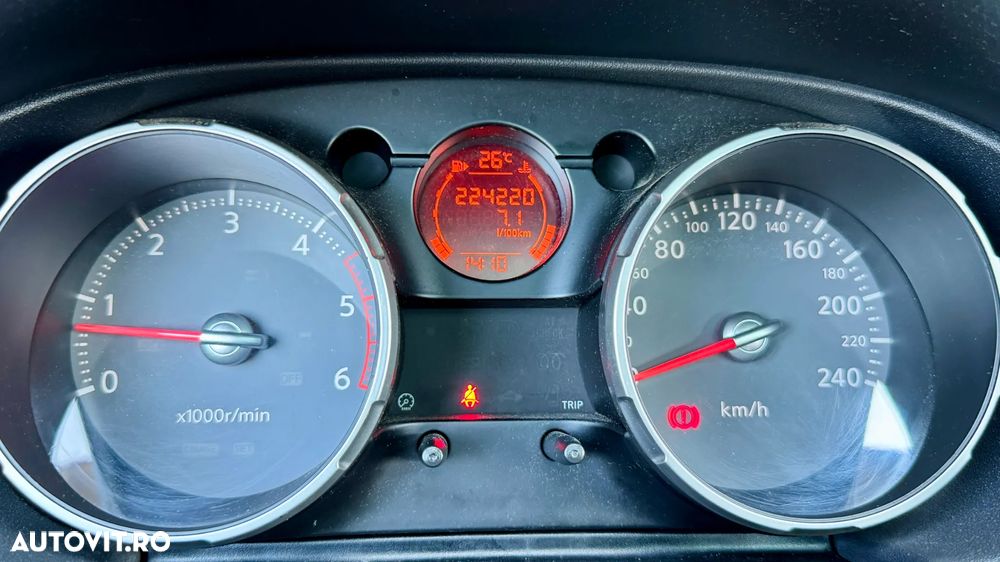 Nissan Qashqai+2 2.0 dCi DPF Tekna - 10