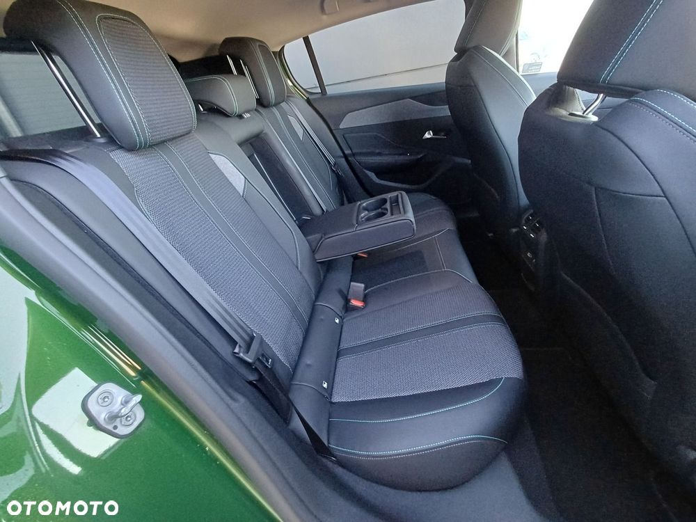 Peugeot 308 1.2 PureTech Allure S&S EAT8 - 33