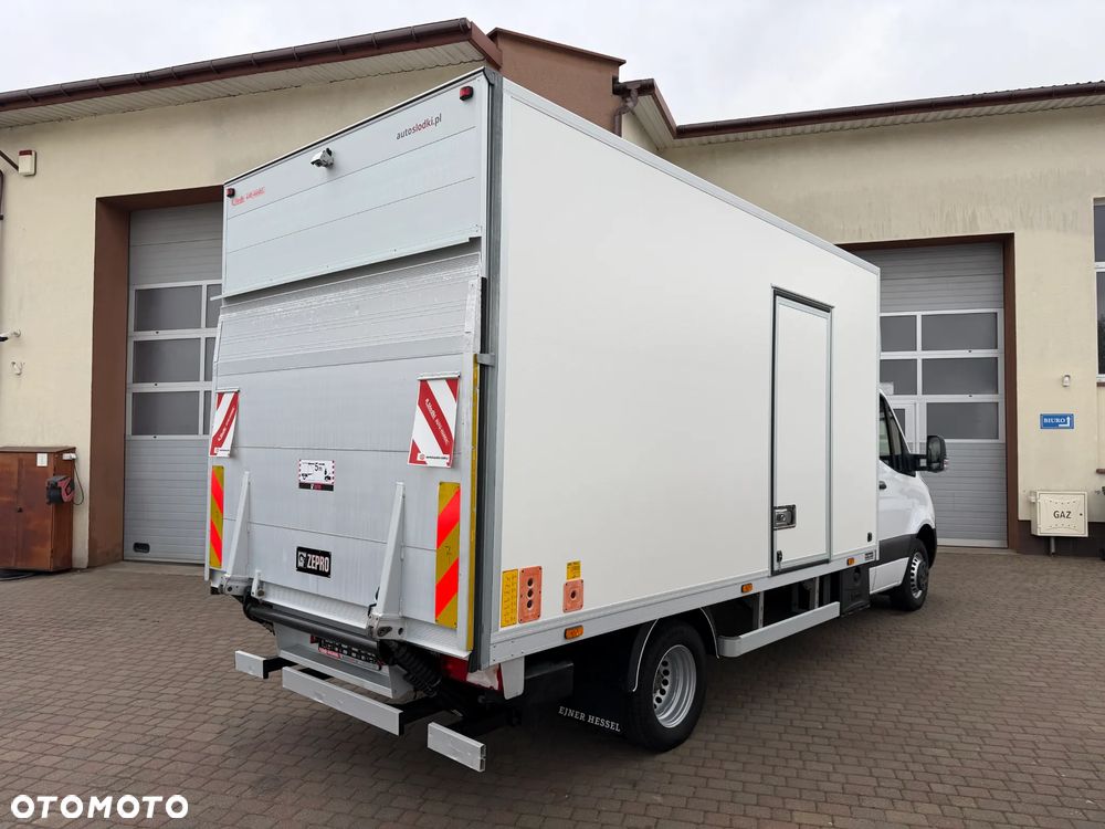 Mercedes-Benz Sprinter 516 Bliźniaki Izoterma Winda - 8