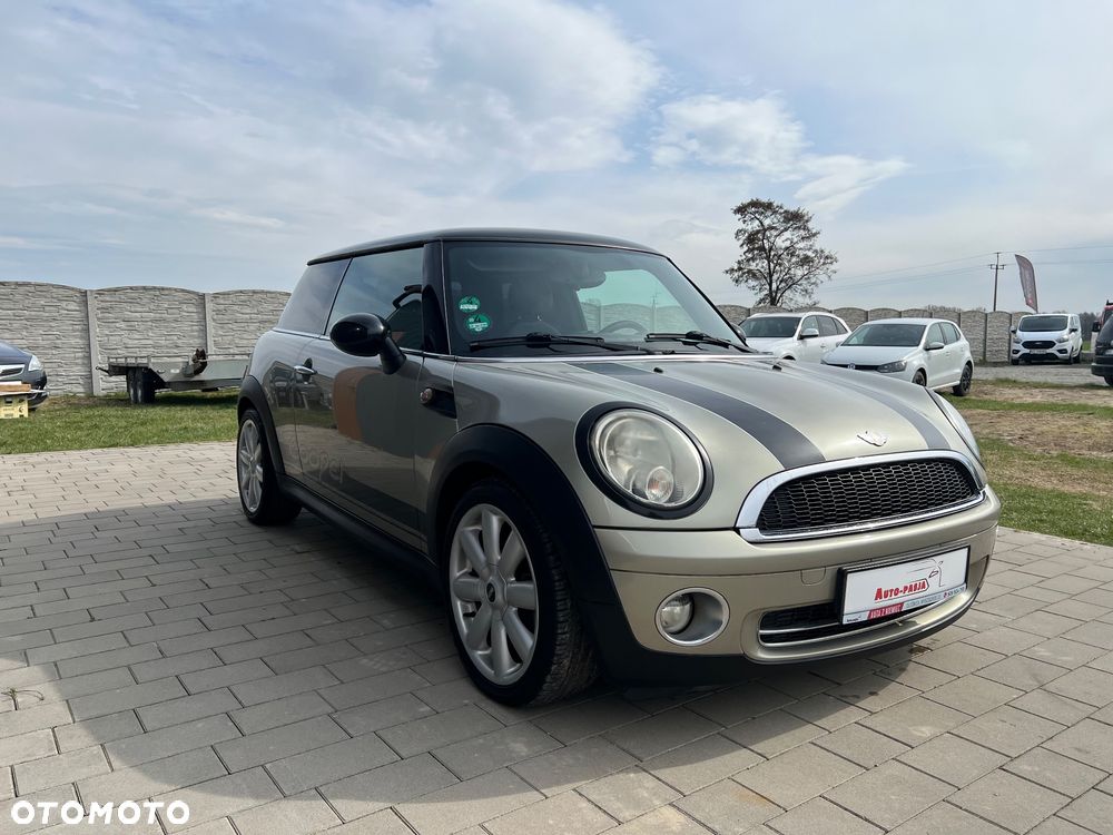 MINI Cooper Standard - 2