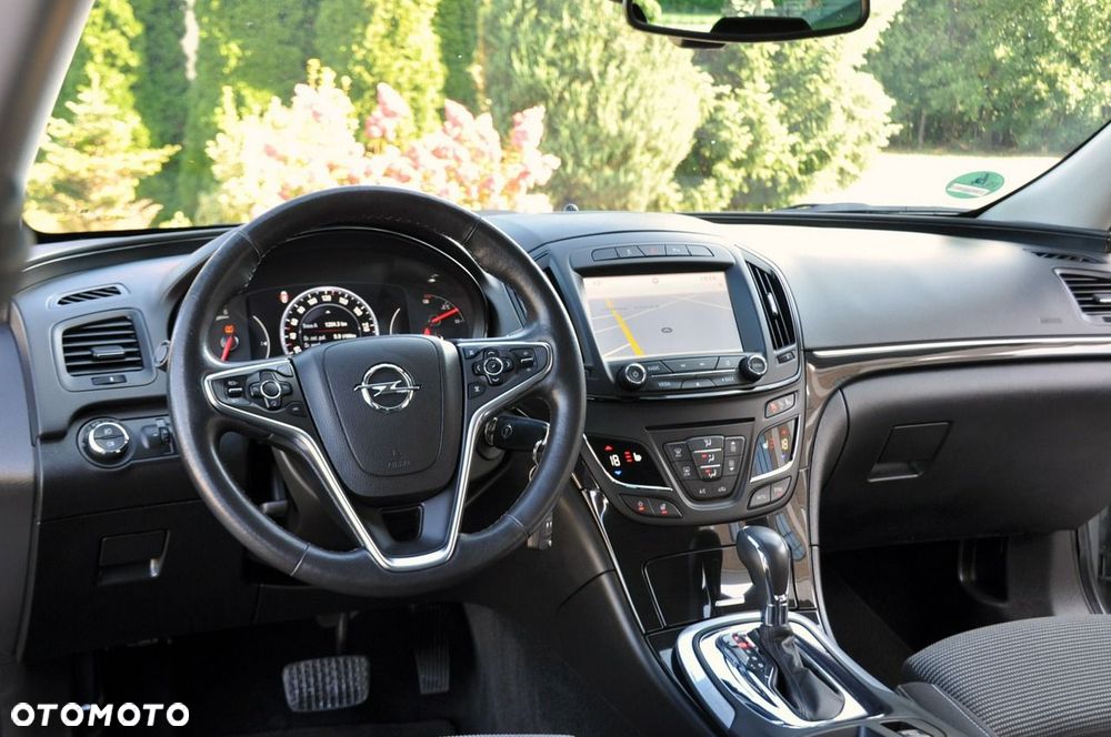 Opel Insignia - 29
