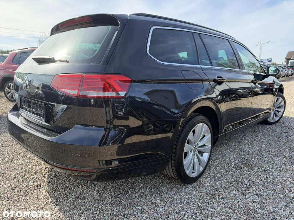 Volkswagen Passat - 9