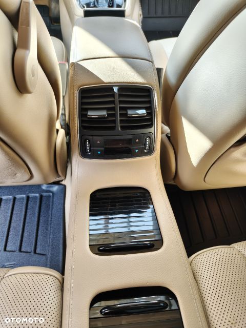 Mercedes-Benz CLS - 19