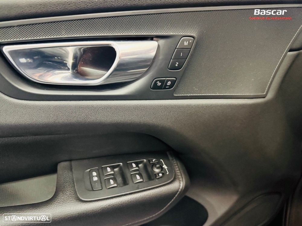 Volvo XC 60 2.0 D4 Inscription Geartronic - 14