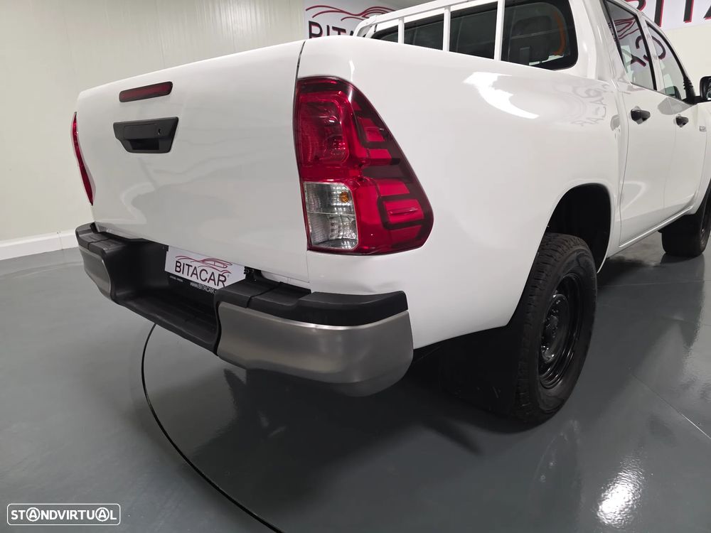 Toyota HILUX  2.4 D-4D 2WD CD - 26