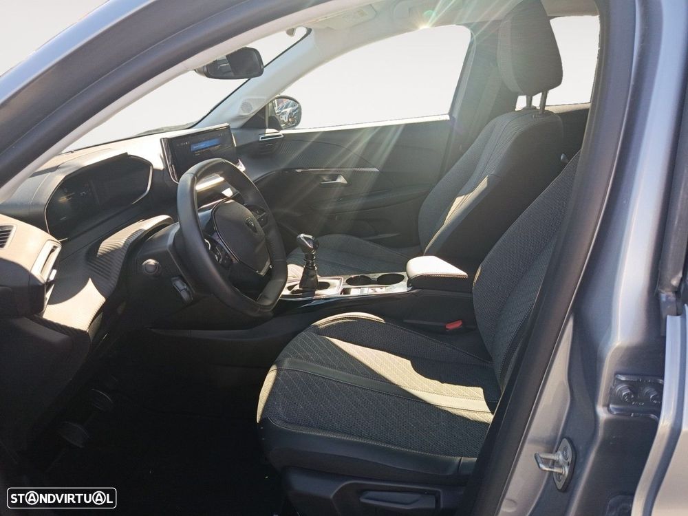 Peugeot 208 1.2 PureTech Allure - 9