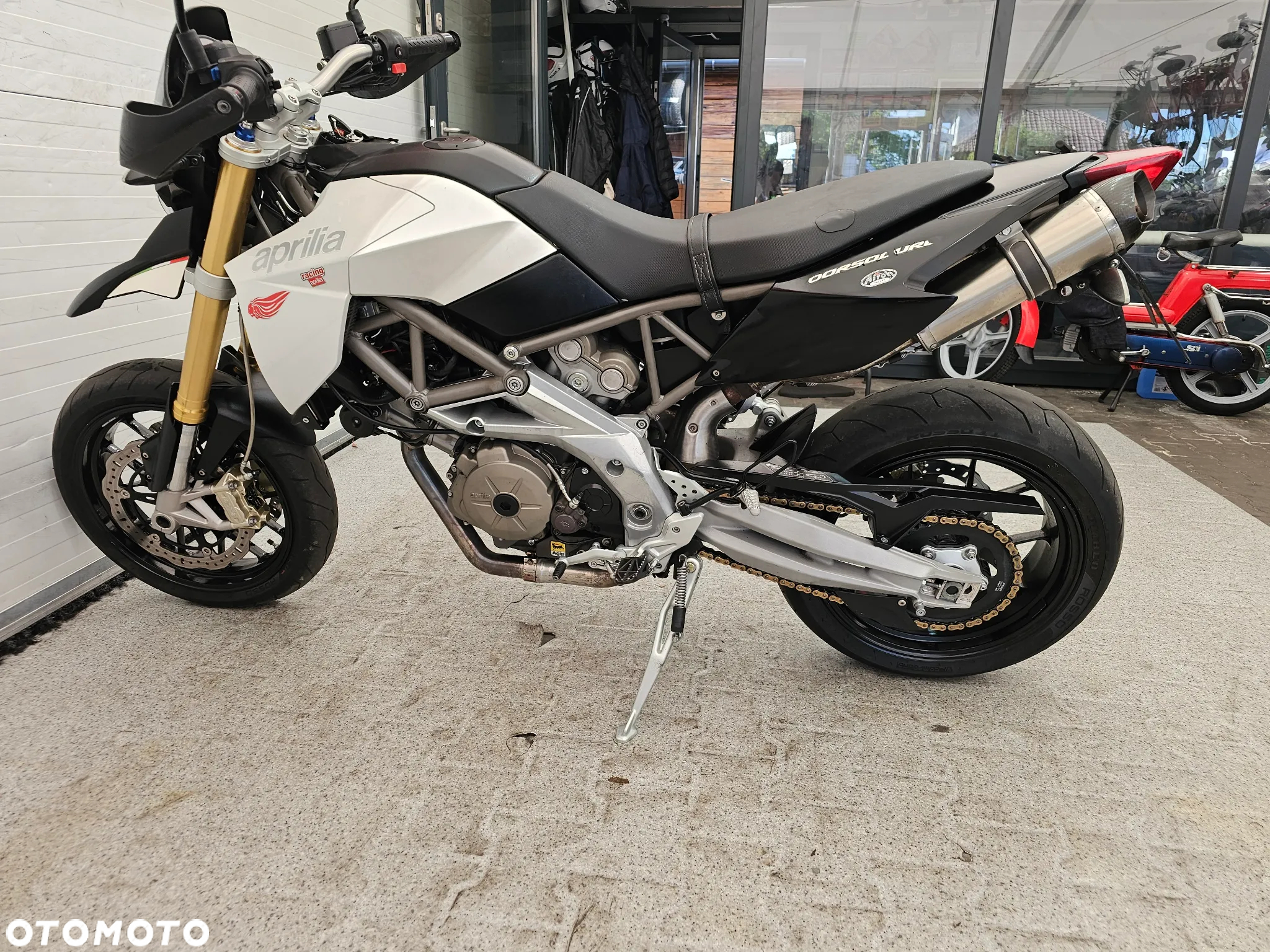 Aprilia Dorsoduro - 16
