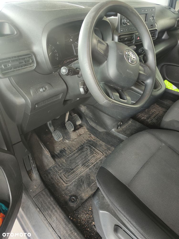 Toyota Proace city - 14