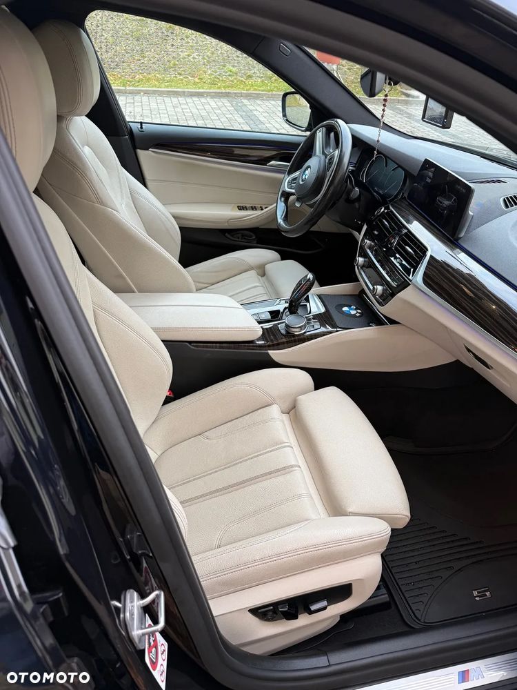 BMW Seria 5 520d xDrive - 6