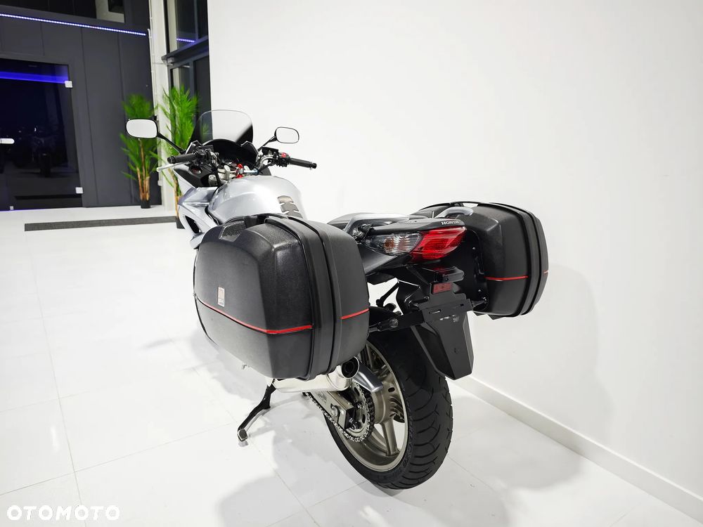 Honda CBF - 21
