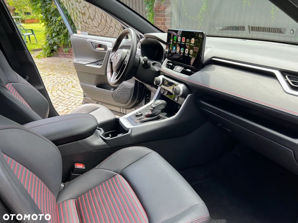 Toyota RAV4 - 26
