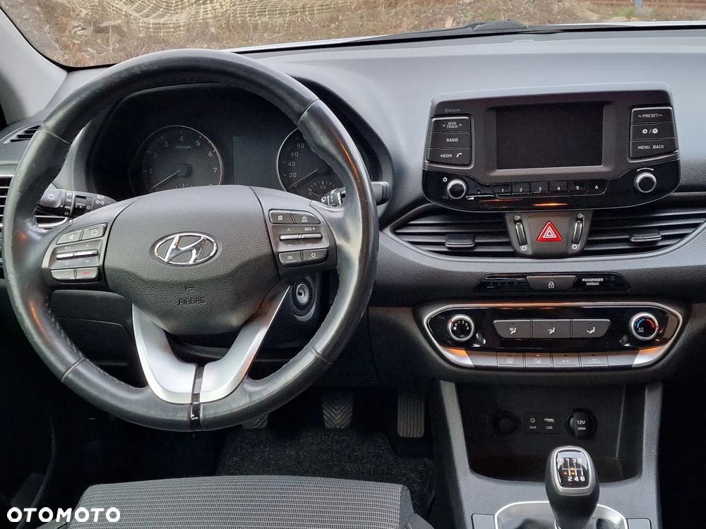 Hyundai i30 1.4 Comfort - 18