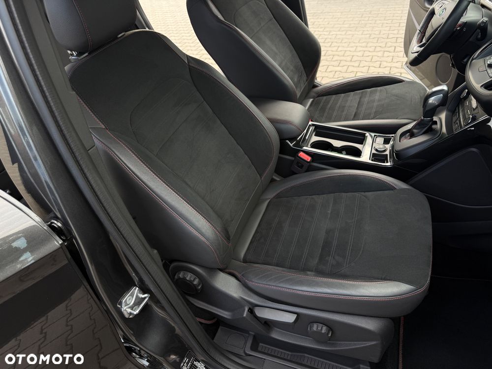 Ford Kuga 2.0 EcoBlue ST-LINE - 21