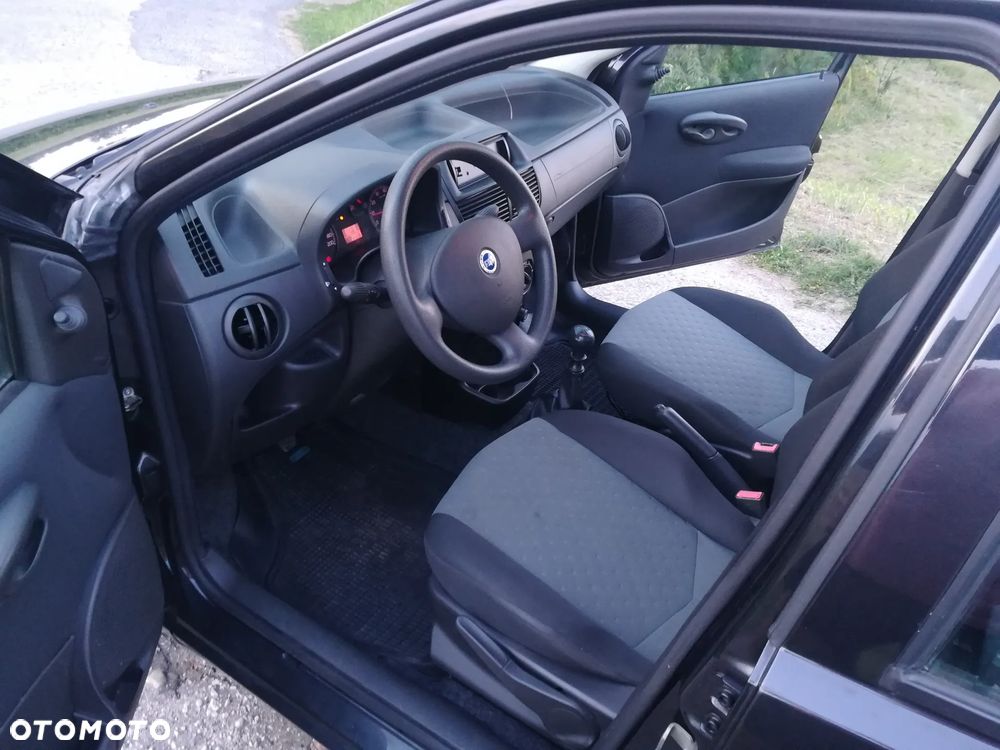 Fiat Punto 1.2 8V Active - 9