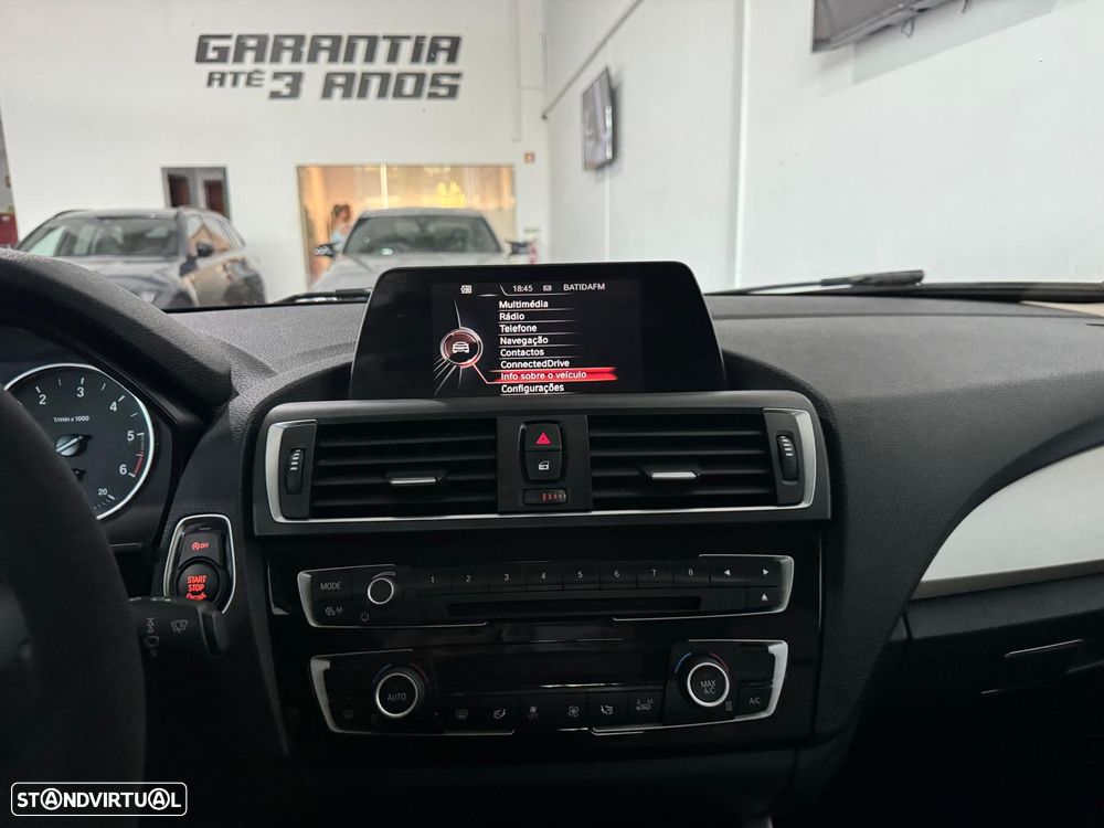 BMW 116 d Pack M - 19