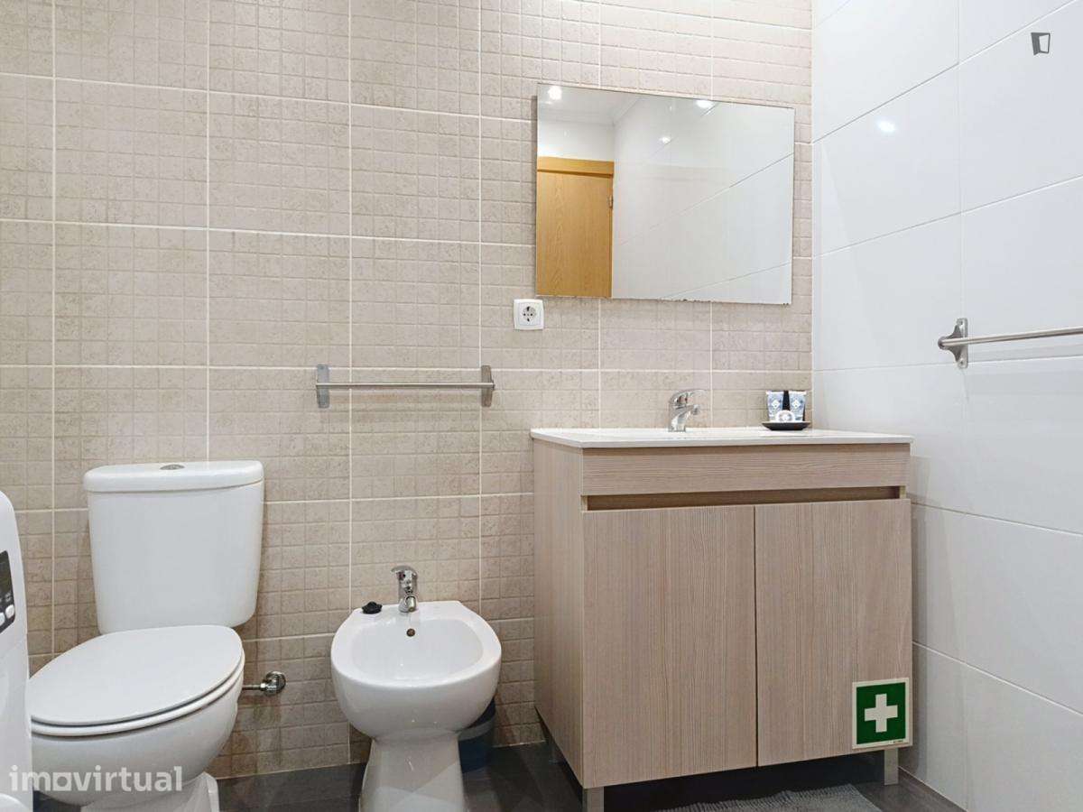 Apartamento com 2 quartos - localizado em Carvoeiro - Grande imagem: 2/12