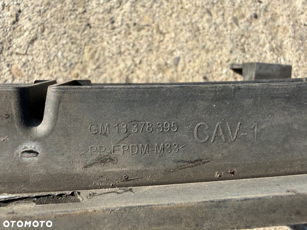 OPEL MERIVA B 10- KRATKA ŚRODKOWA ZDERZAKA PRZÓD 13378395 - 2