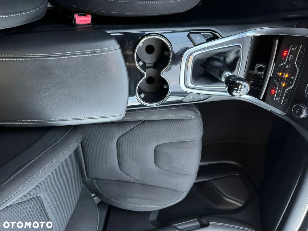 Ford S-Max 2.0 TDCi Titanium - 33