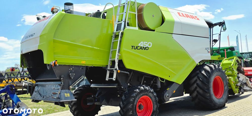 Claas Tucano 450 - 6